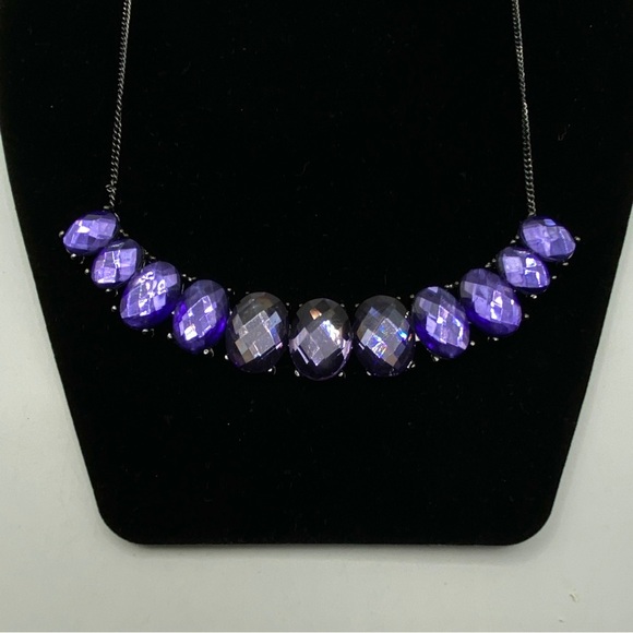 Purple Faceted Cabachons Black Chain Statement Necklace - Picture 4 of 7